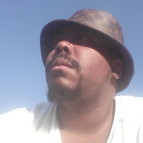 Meet your Posher, Rodney - Picture 1 of 1